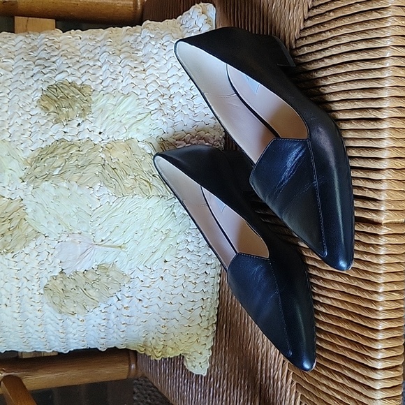 Cole Haan Dellora Skimmer Pointed Toe Loafers, Black, size 5B - Picture 3 of 11